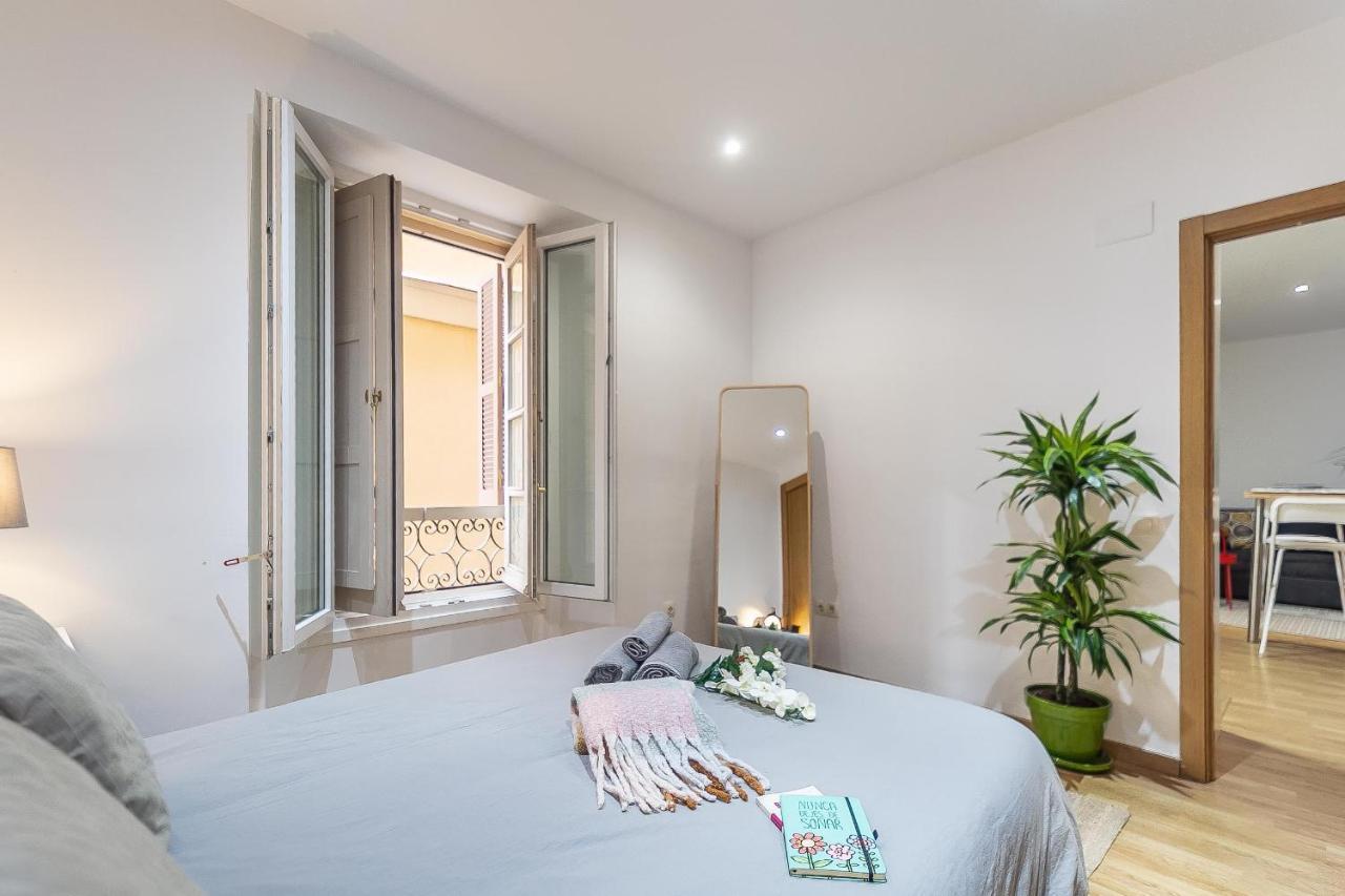 Boutique Mitjana Apartment Málaga Buitenkant foto